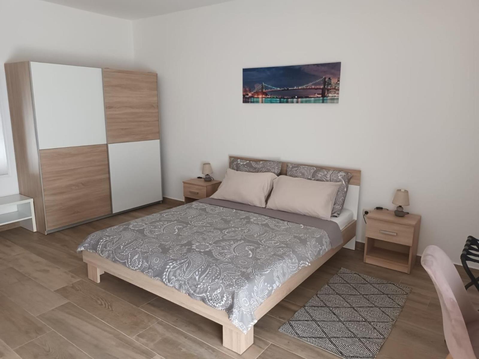 Studio Apartman Dori Pula Buitenkant foto
